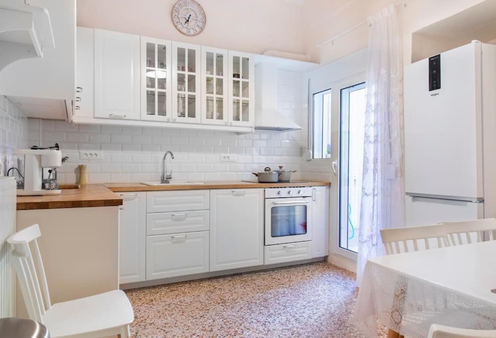 Vintage Charm Apt Near Centre 伊拉克利翁 外观 照片